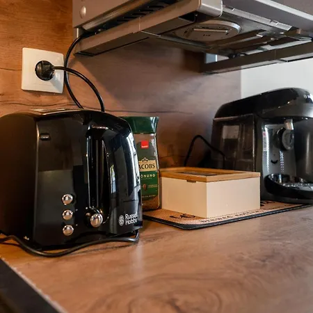 Stylische Grosse 5-zimmerwohnung-wlan-free Parking- Beckum