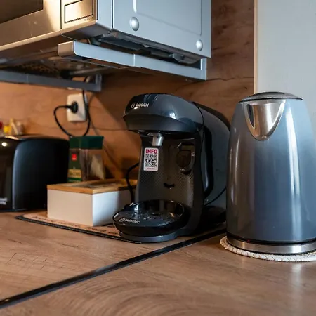 Apartment Stylische Grosse 5-zimmerwohnung-wlan-free Parking- Beckum