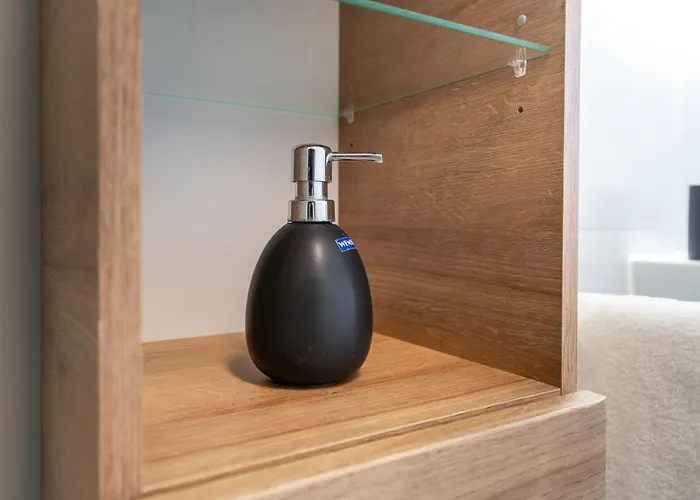 Stylische Grosse 5-zimmerwohnung-wlan-free Parking- Lägenhet Beckum