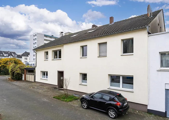 Lägenhet Stylische Grosse 5-zimmerwohnung-wlan-free Parking- *