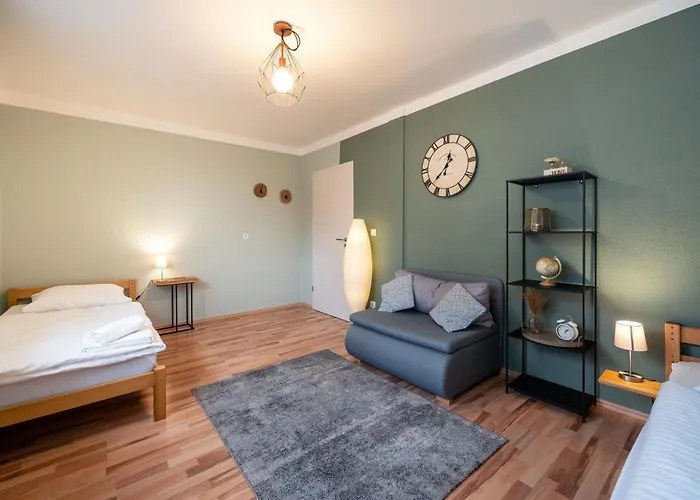 Lägenhet Stylische Grosse 5-zimmerwohnung-wlan-free Parking-